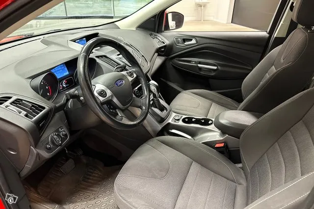 Ford Kuga 2,0 TDCi 150 hv PowerShift AWD A6 Trend *Vakkari / Image 6